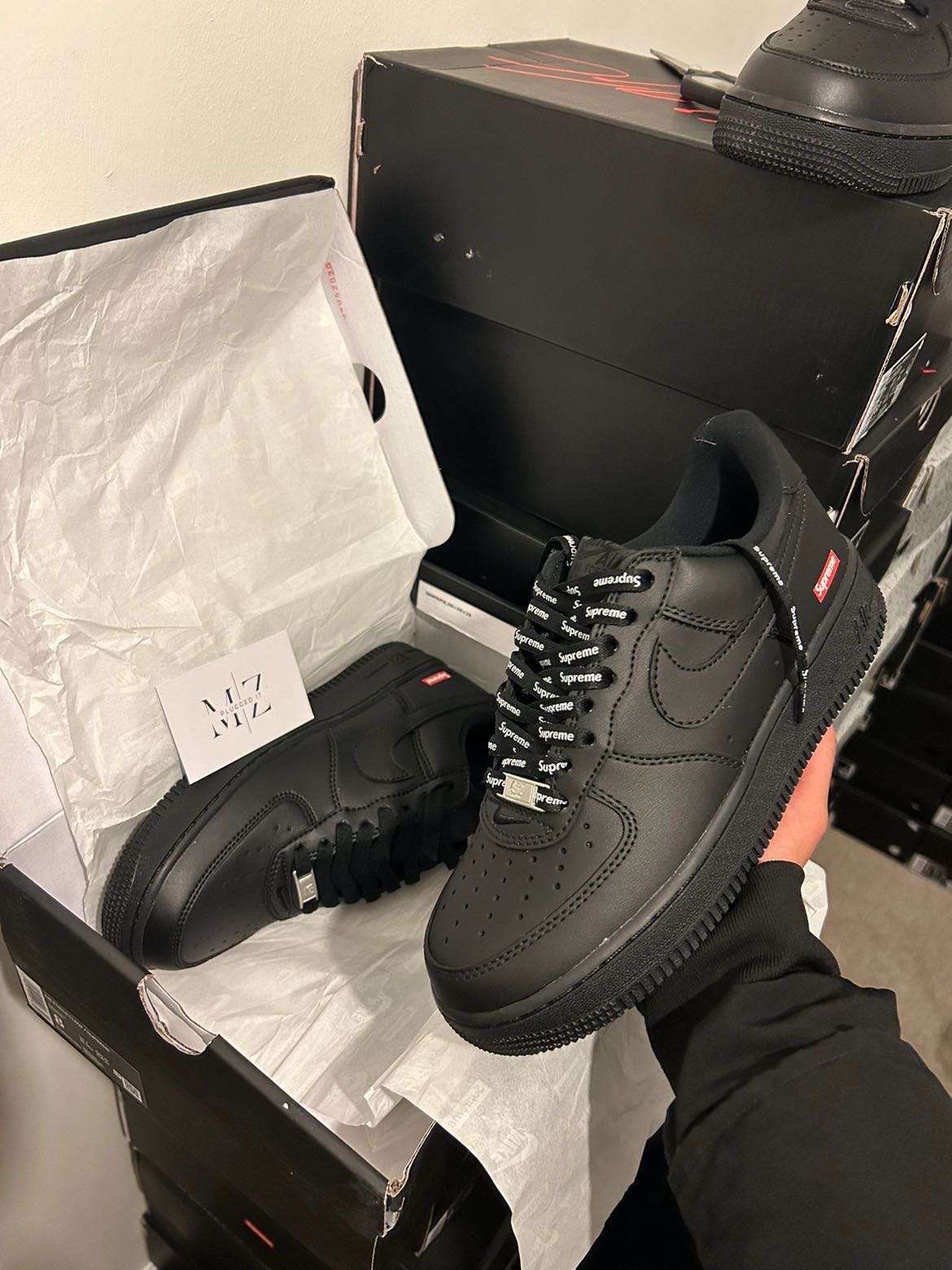 AF1 Supreme Black
