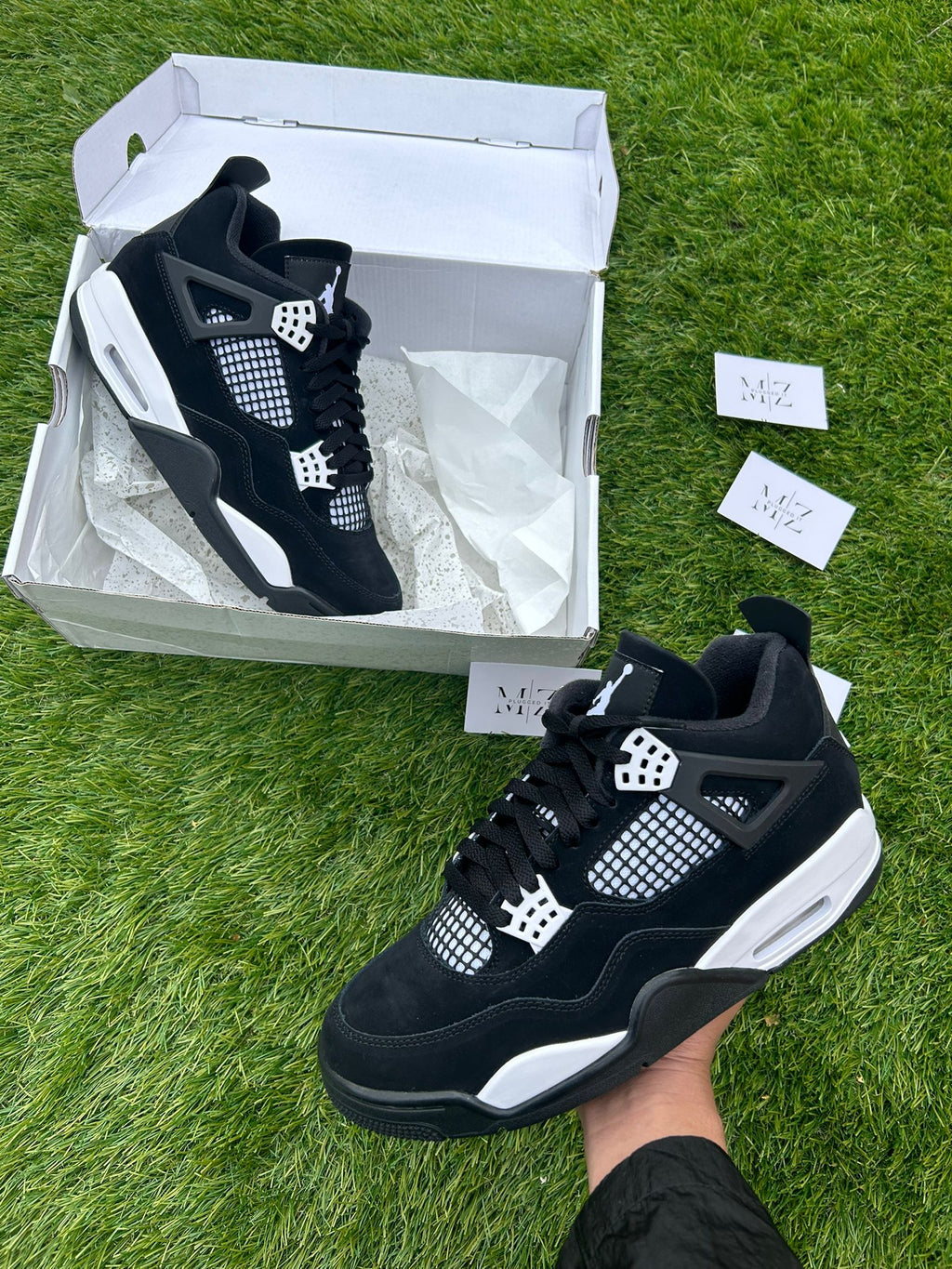 J4 White Thunder